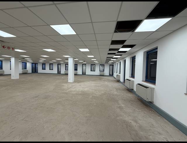 4,612M² OFFICE TO LET IN BRAAMPARK